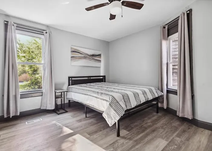 Spacious 6Br 2Ba Minutes For The Falls & Casino