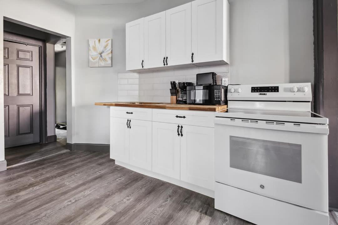 Spacious 6br 2ba Minutes For The Falls & Casino Hébergement de vacances *